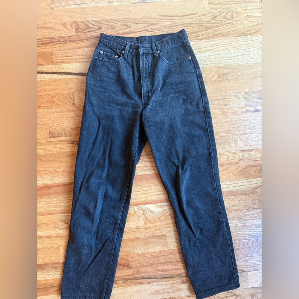 Vintage Black High-Waisted Levi’s